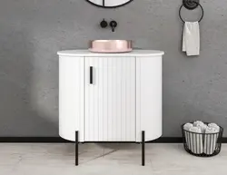 ארון אמבטיה עומד BACH - עיצוב יוקרתי בעץ מעוגל עם רגלי מתכת וכיור מונח מתנה